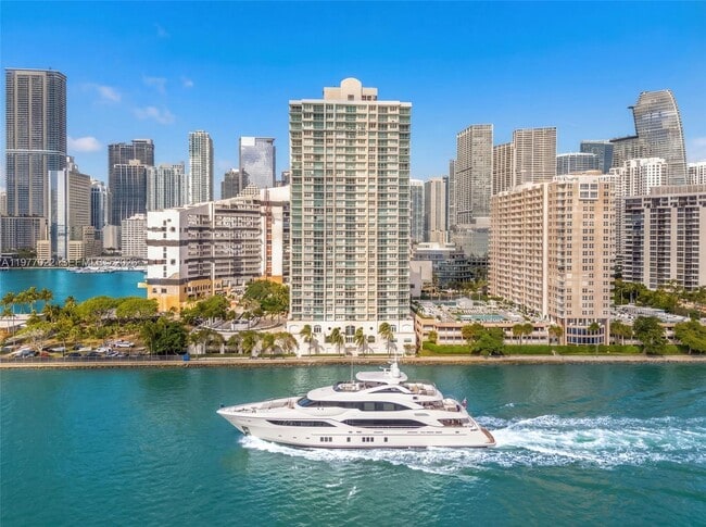 property at 800 Claughton Island Dr