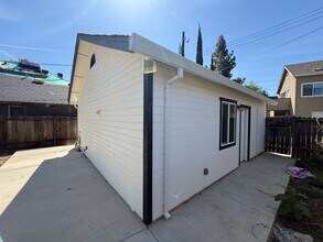 3165 Soccer Aly in Sacramento, CA - Building Photo - Building Photo