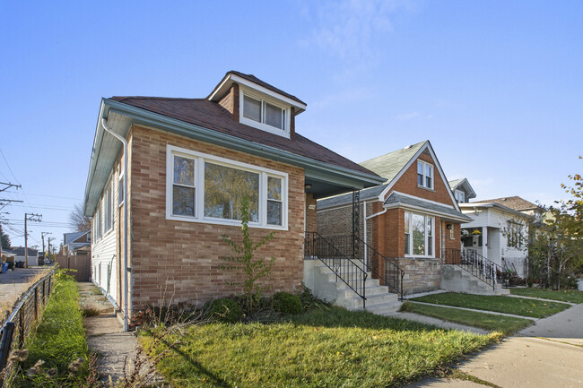 4848 N Austin Ave in Chicago, IL - Building Photo - Building Photo