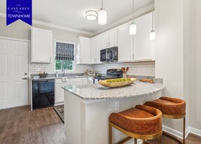 The Cascades in Antioch, TN - Building Photo