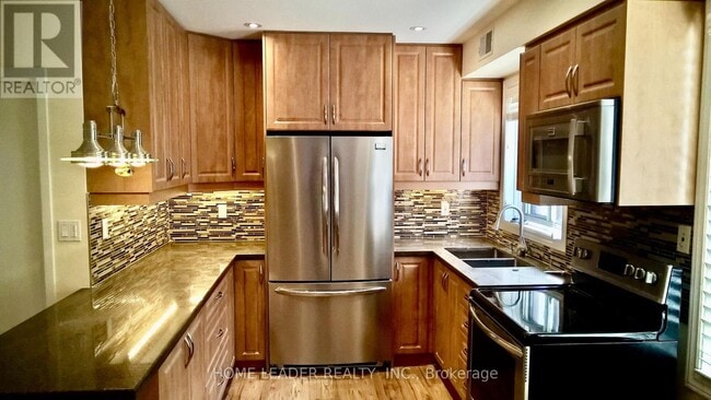 property at 3856-3856 Bathurst St