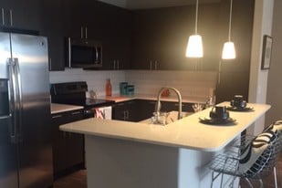 911 Warehouse Rd Apartments