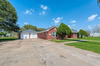 31616 Shiloh Rd in Waller, TX - Building Photo - Building Photo