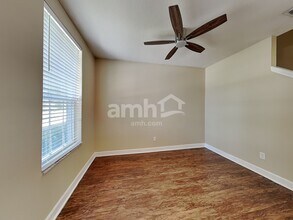 8517 Saratoga Inlet Dr in Orlando, FL - Foto de edificio - Building Photo