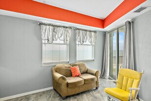 110 Surfview Dr in Palm Coast, FL - Building Photo