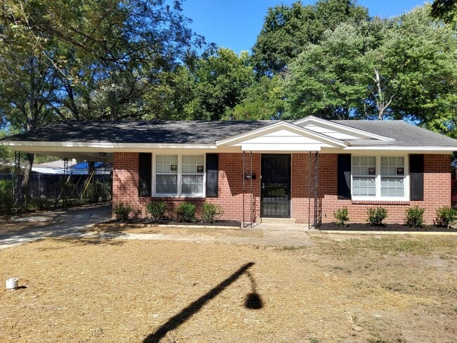 3620 Sharpe Ave