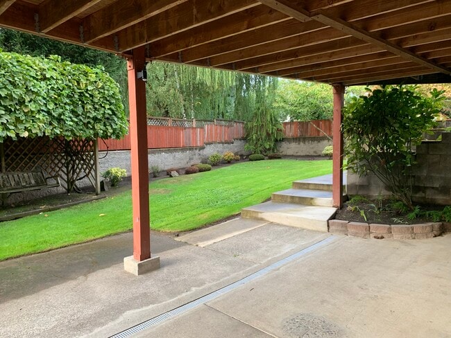property at 4135 NW Carlton Ct