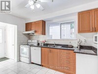 14 Dunboyne Ct in Toronto, ON - Building Photo - Building Photo