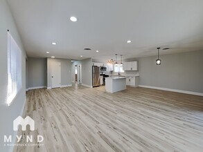 3112 E Vegas Valley Dr in Las Vegas, NV - Building Photo - Building Photo