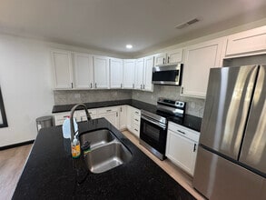 1015 Glezen St in Petersburg, IN - Building Photo - Building Photo