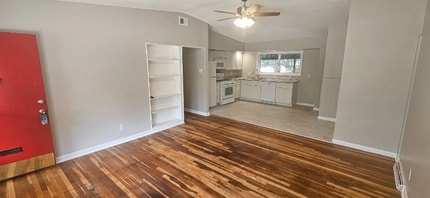 9950 Cambria Dr in St. Louis, MO - Building Photo - Building Photo