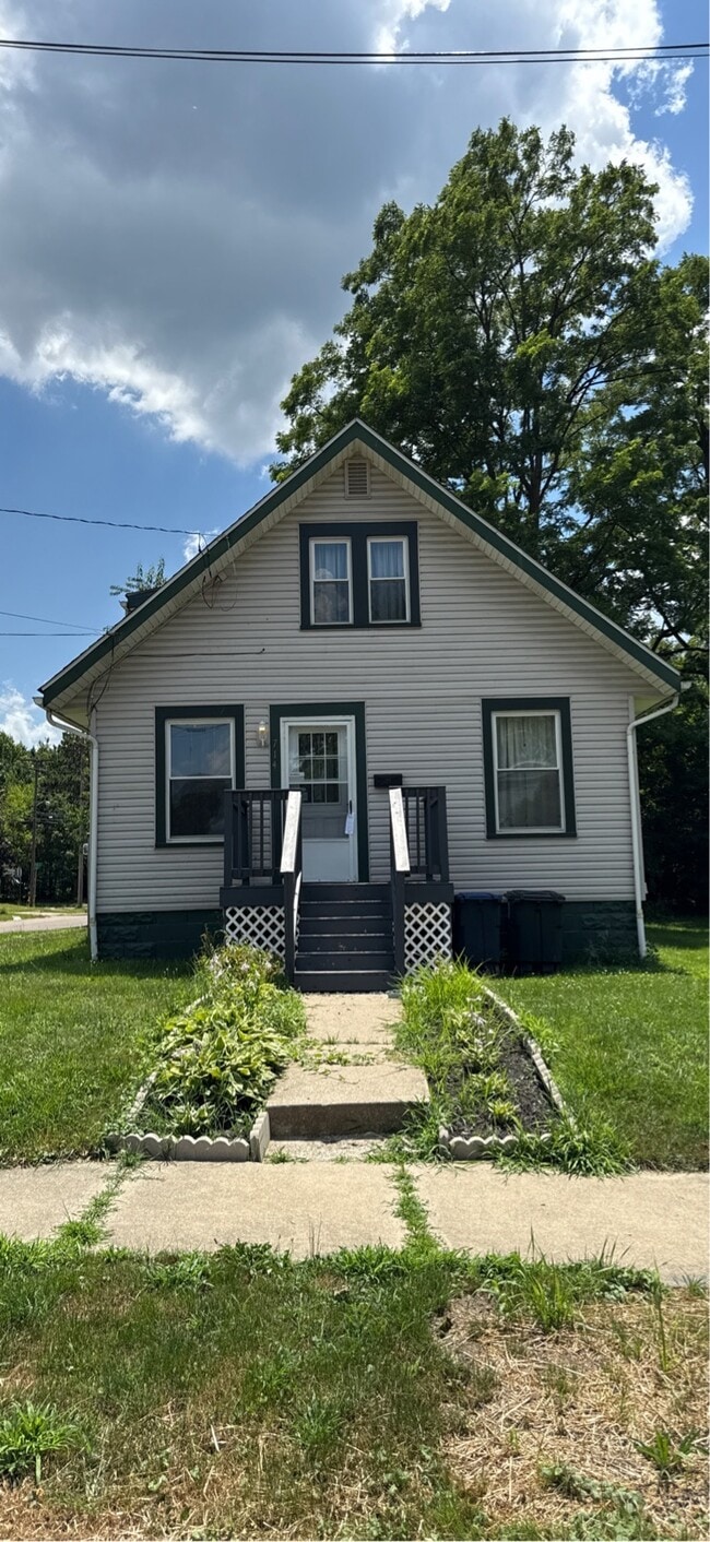 property at 714 McKinley Ave