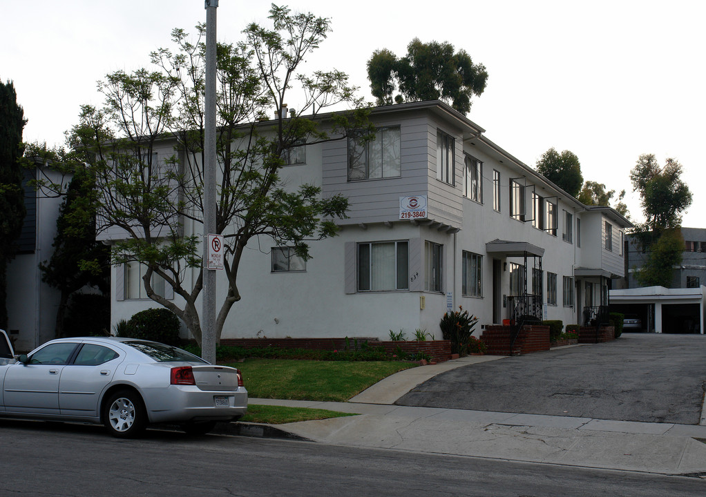 834 Austin Ave in Inglewood, CA - Building Photo