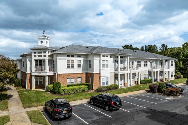 The Crossings at Red Mill in Virginia Beach, VA - Building Photo - Building Photo