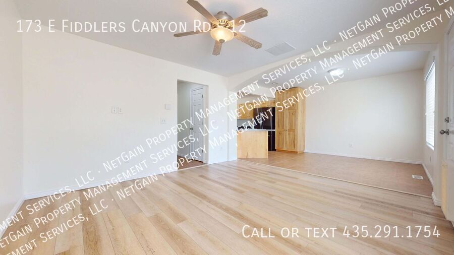 173 E Fiddlers Canyon Rd in Cedar City, UT - Foto de edificio