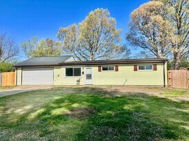 4952 Paine Ln in Virginia Beach, VA - Building Photo