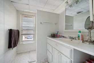 608 W Kalamazoo Ave in Kalamazoo, MI - Building Photo - Building Photo