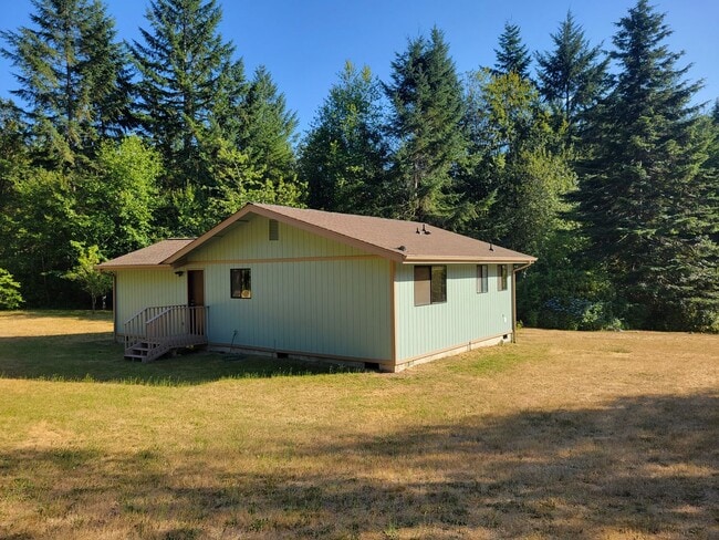 10645 Bowe Ln SE in Port Orchard, WA - Building Photo - Building Photo