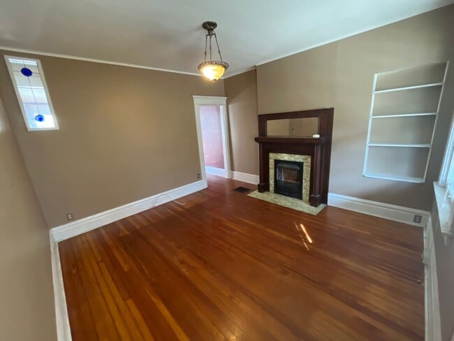 526-528-528 E Sycamore St in Columbus, OH - Foto de edificio - Building Photo