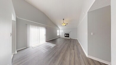 1922 Heartland Dr in Fort Walton Beach, FL - Building Photo - Building Photo