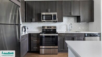 2511 Montopolis Dr in Austin, TX - Building Photo - Building Photo
