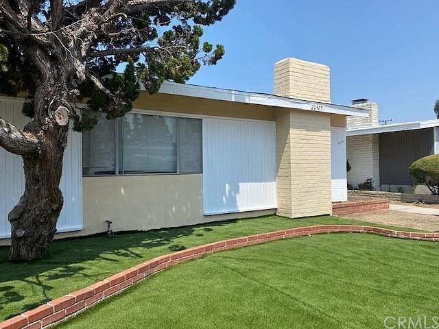20425 Osage Ave in Torrance, CA - Foto de edificio