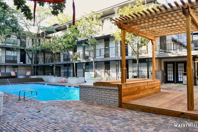 Watermill Apartments in Houston, TX - Building Photo