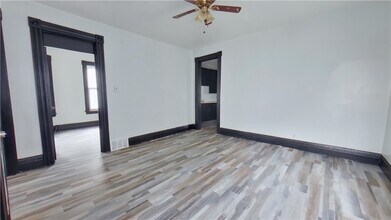 6 Calihan Park in Rochester, NY - Building Photo - Building Photo