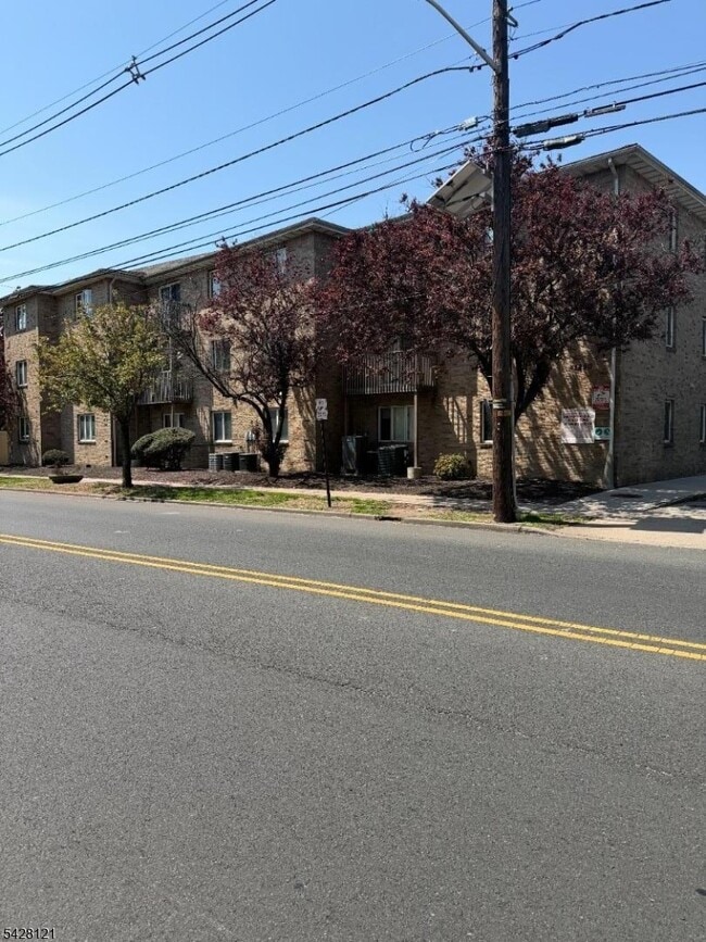 property at 1250 N Broad St