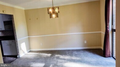 6100 Westchester Park Dr in College Park, MD - Building Photo - Building Photo