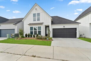 1520 Tradewater Rd in Baton Rouge, LA - Building Photo