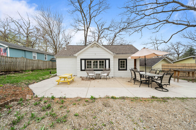 property at 801 Spruce St