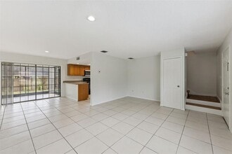 110 Northwood Dr in Longwood, FL - Building Photo - Building Photo