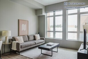 104 12th Ave in Seattle, WA - Building Photo