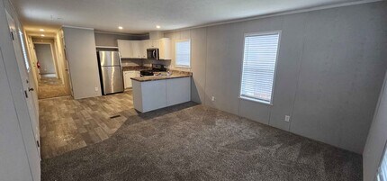 58 Tulip Ln in Belleville, MI - Building Photo - Building Photo