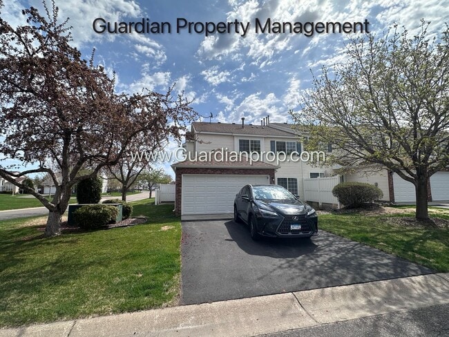 property at 15952 Finch Ln