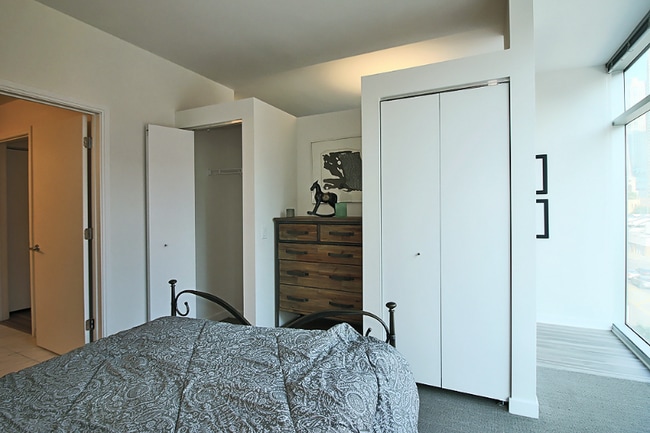 800 N La Salle Dr in Chicago, IL - Building Photo - Building Photo