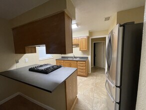 3211 Jersey Ct in Fort Pierce, FL - Foto de edificio - Building Photo