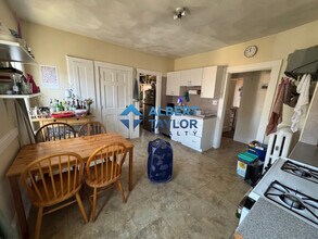 97 Kilsyth Rd, Unit 3 in Boston, MA - Foto de edificio - Building Photo