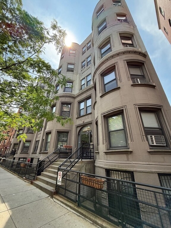 property at 78 Westland Ave