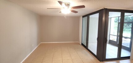 820 Lavers Cir in Delray Beach, FL - Building Photo - Building Photo