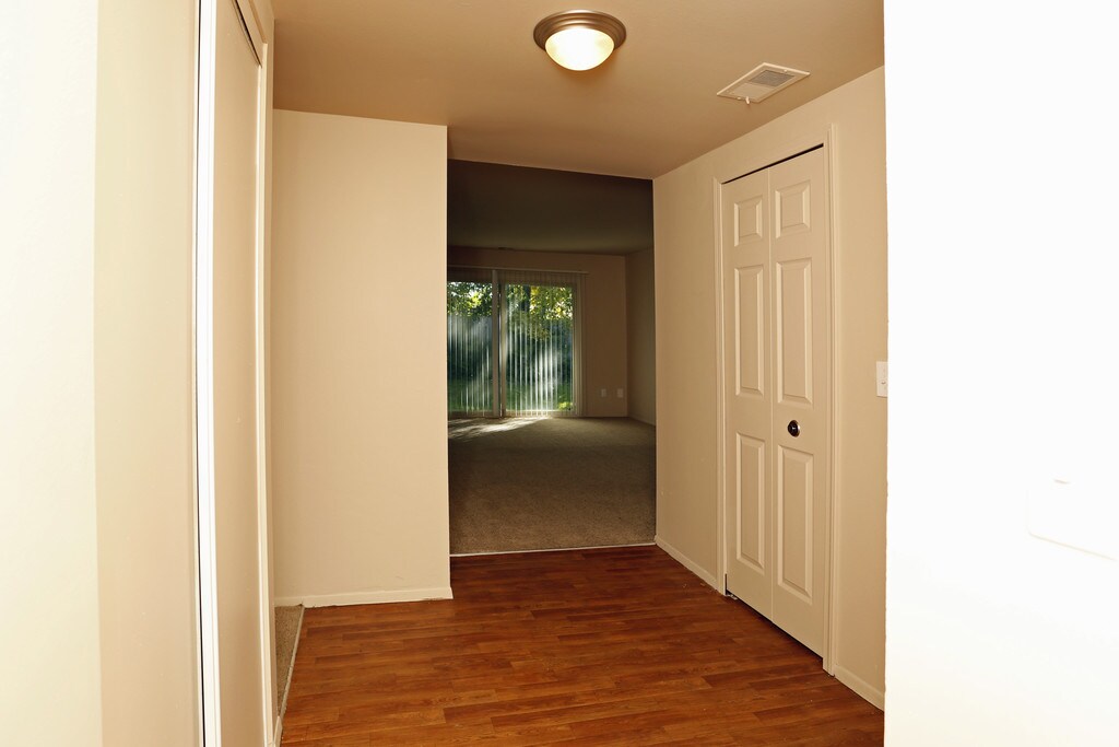 Wakefield Apartments Southfield, MI Apartments For Rent