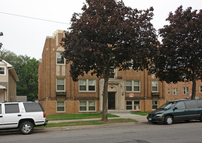 3424 Stevens Ave S in Minneapolis, MN - Foto de edificio - Building Photo