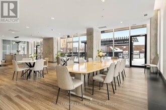 500-2500 Preston St in Ottawa, ON - Building Photo - Building Photo