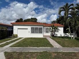 2151 SW 21st Ter in Miami, FL - Building Photo
