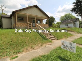 2112 Lafayette St in Anderson, IN - Building Photo