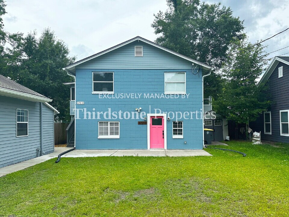 672 Chestnut St in Jacksonville, FL - Building Photo