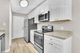 8605 Garvey Dr in Fairburn, GA - Foto de edificio - Building Photo