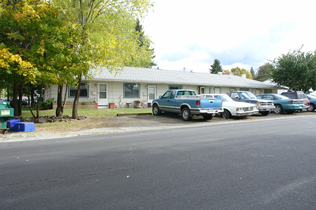 6804 E 2nd Ave in Spokane, WA - Foto de edificio - Building Photo