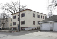 807 West 25th Street in Minneapolis, MN - Foto de edificio - Building Photo